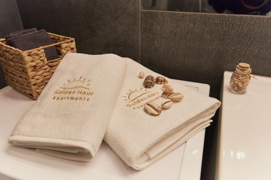 Golden Hour Apartments- Platan 16 シフィノウイシチェ エクステリア 写真
