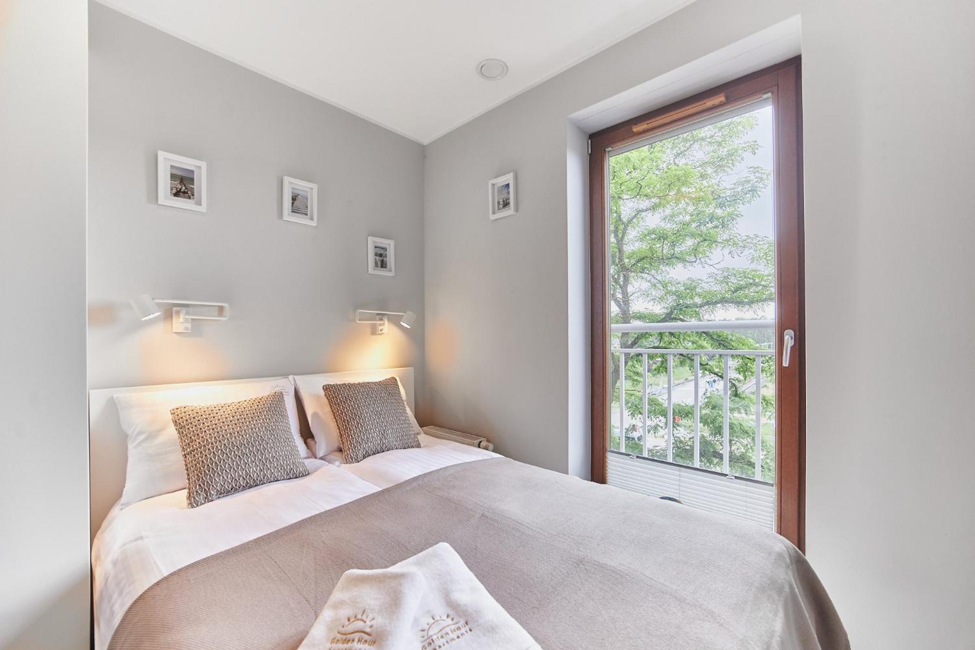 Golden Hour Apartments- Platan 16 シフィノウイシチェ エクステリア 写真
